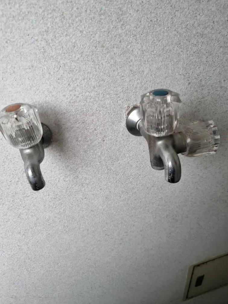 세탁실 수전 교체 1